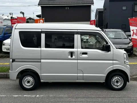 Nissan Clipper