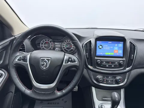 Baojun 560