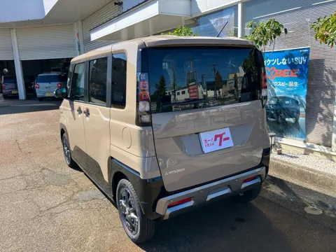 Mitsubishi Delica Mini