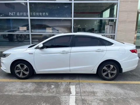 Geely Emgrand GL