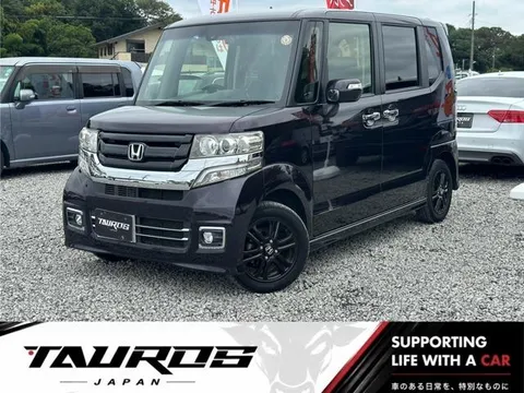 Honda N-BOX Custom