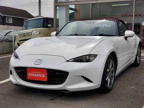 Mazda MX-5 (Roadster)