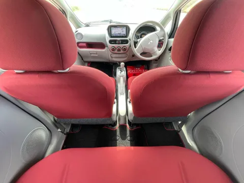 Mitsubishi I