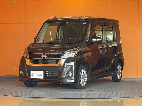 Nissan Dayz Roox