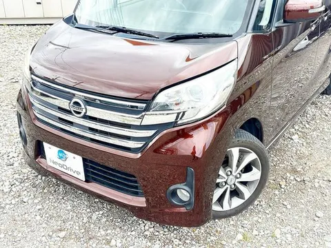 Nissan Dayz Roox