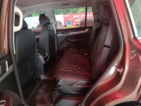 Roewe RX8