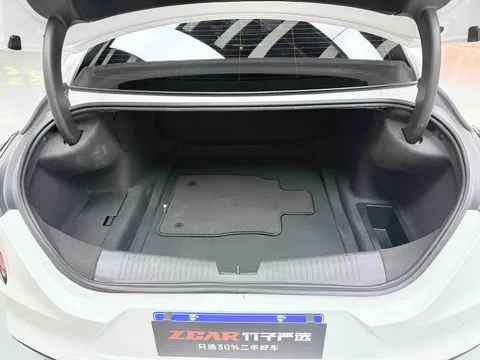 Cadillac CT4