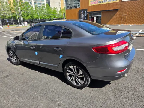 Renault SM3