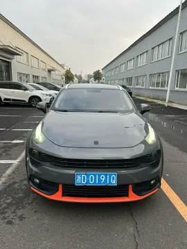 Lynk & Co 02