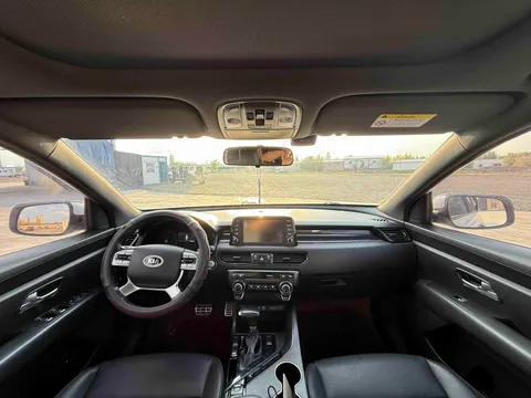 Kia KX7