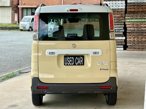 Suzuki Spacia Gear