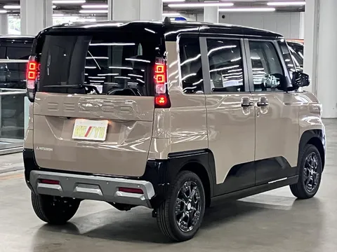Mitsubishi Delica Mini