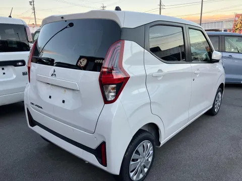Mitsubishi eK Wagon