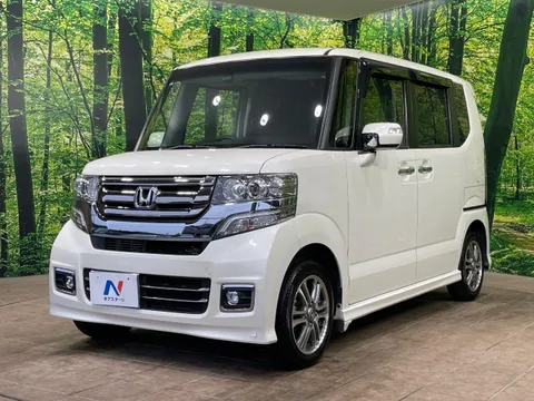 Honda N-BOX Custom