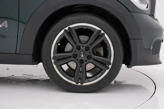 MINI Paceman