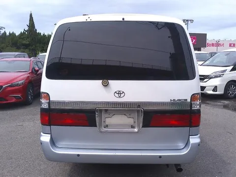 Toyota HiAce Wagon