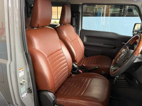 Suzuki Jimny Sierra