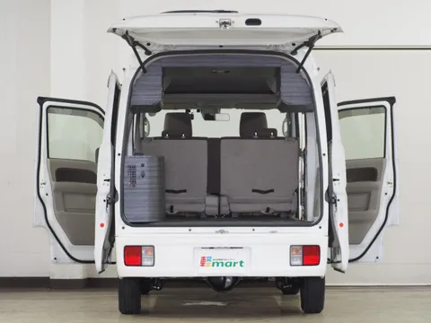 Nissan Clipper
