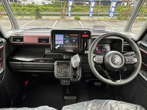 Suzuki Spacia Custom