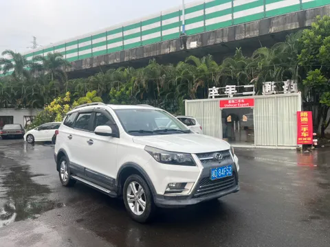 BAIC S3