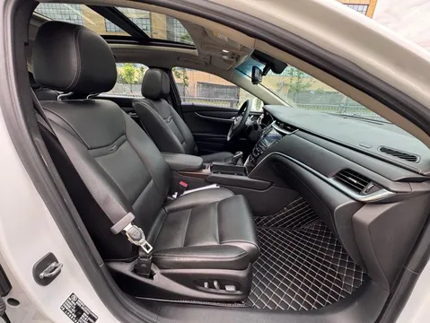 Cadillac XTS