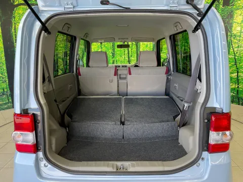 Toyota Pixis Space