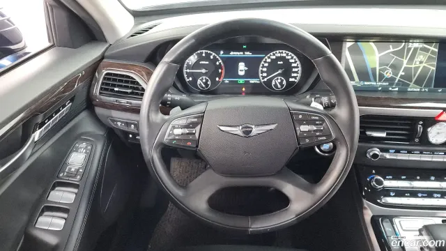 Genesis G90 (EQ900)