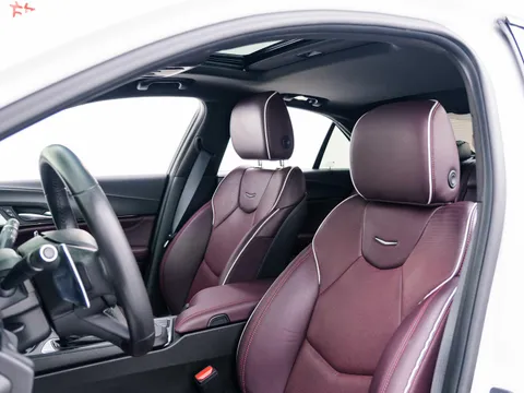 Cadillac CT4