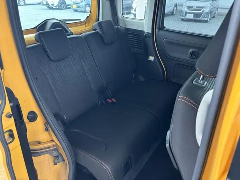 Suzuki Spacia Gear