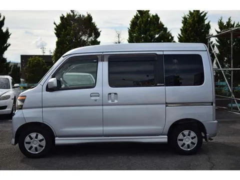 Daihatsu Atrai Wagon