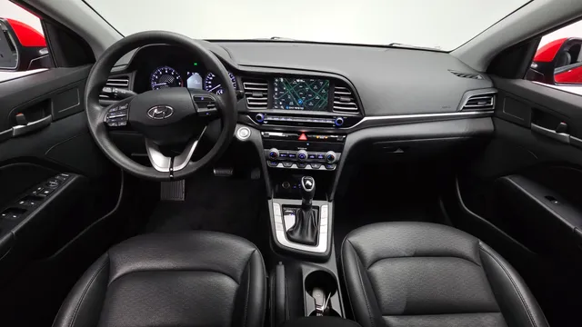 Hyundai Elantra (Avante)