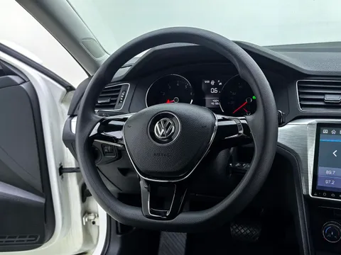 Volkswagen Lamando