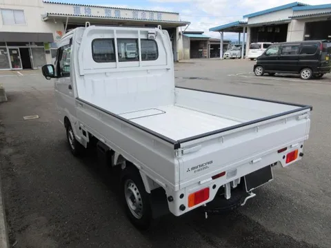 Mitsubishi Minicab Truck