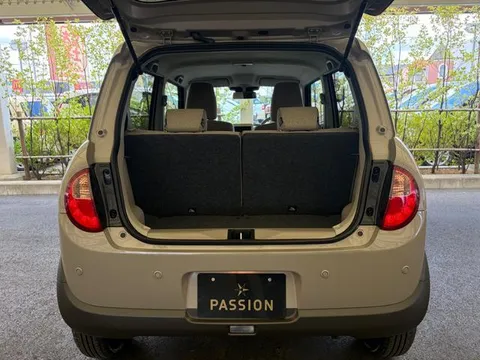 Suzuki Alto Lapin