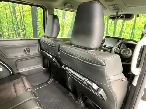 Suzuki Spacia Custom