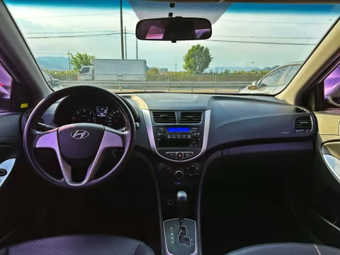 Hyundai Accent