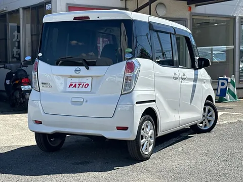 Nissan Dayz Roox