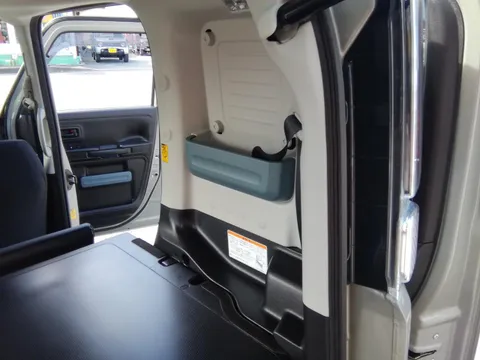 Suzuki Spacia Base