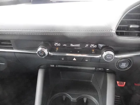 Mazda MAZDA3 Fastback