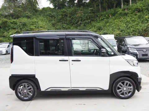 Mitsubishi Delica Mini