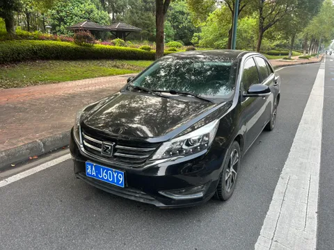 Zotye Z360