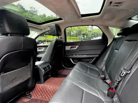 Jaguar XFL