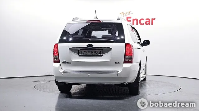 Kia Grand Carnival