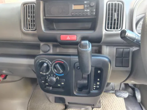 Nissan Clipper