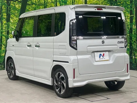Suzuki Spacia Custom