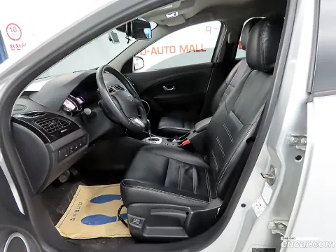 Renault SM3