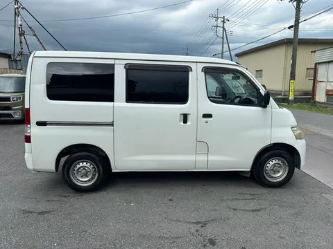 Toyota TownAce Van