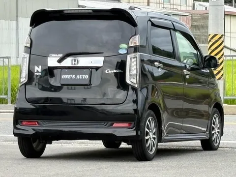 Honda N-WGN Custom