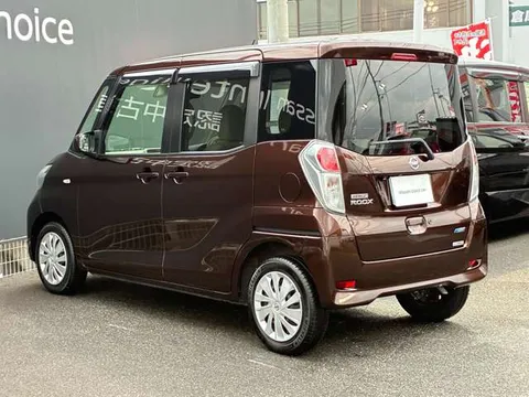 Nissan Dayz Roox