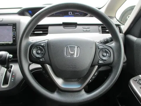 Honda Freed Plus